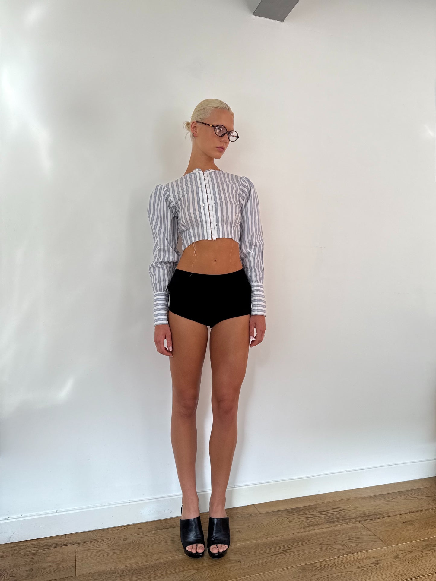 Distressed Puff Sleeve Shirt